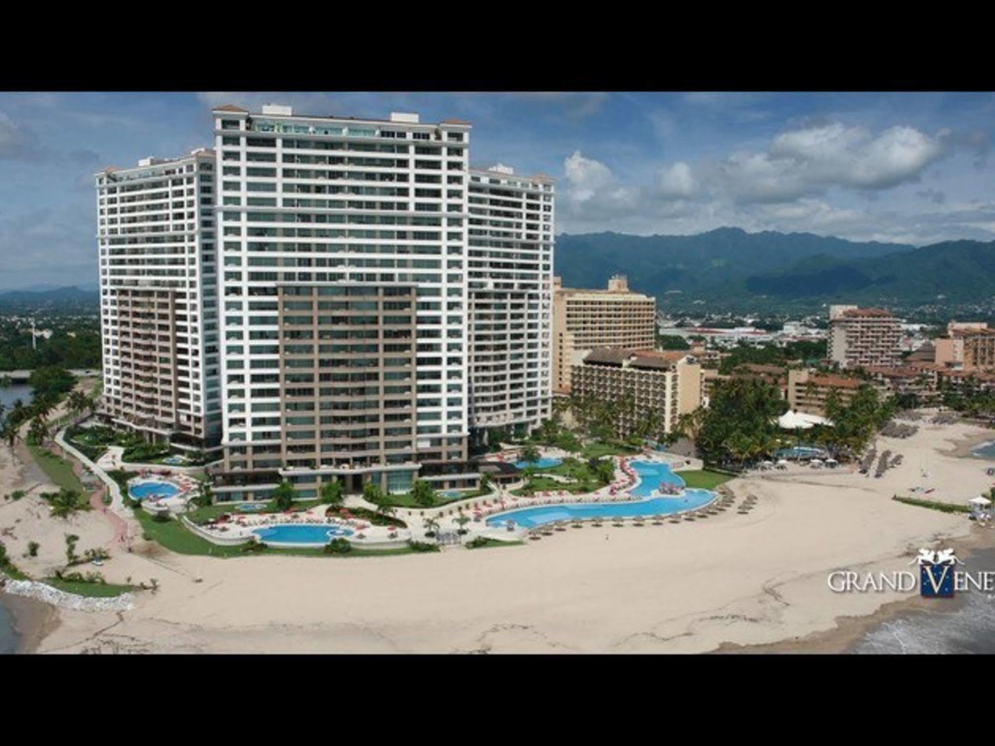 Grand Venetian Puerto Vallarta Exterior foto